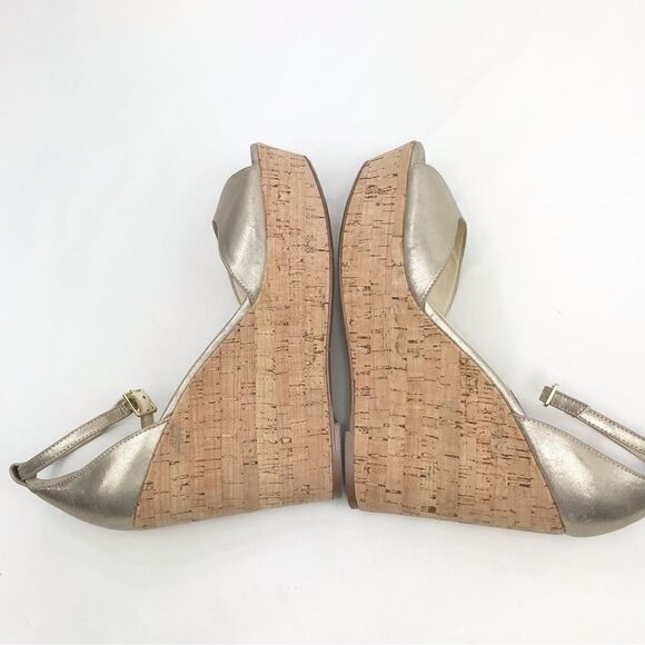 Steve Madden Metallic Gold Tone Cork Wedge Open Toe Sandals - Picture 4 of 15